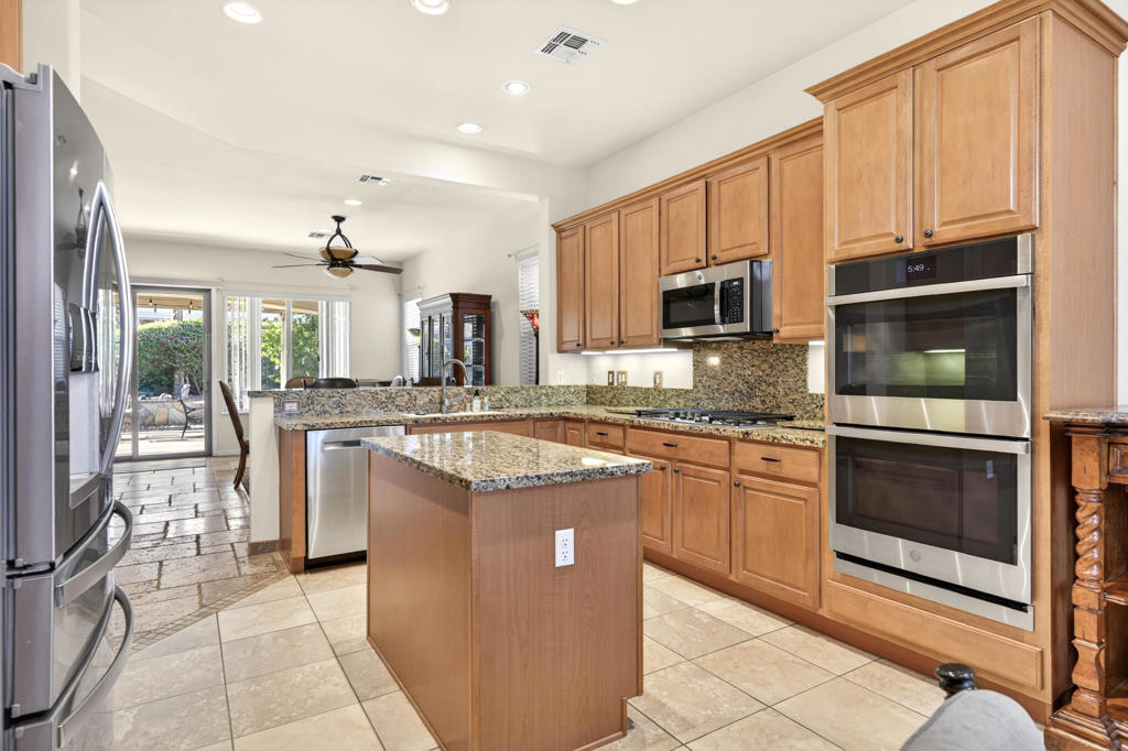 80154 Avenida Santa Olivia