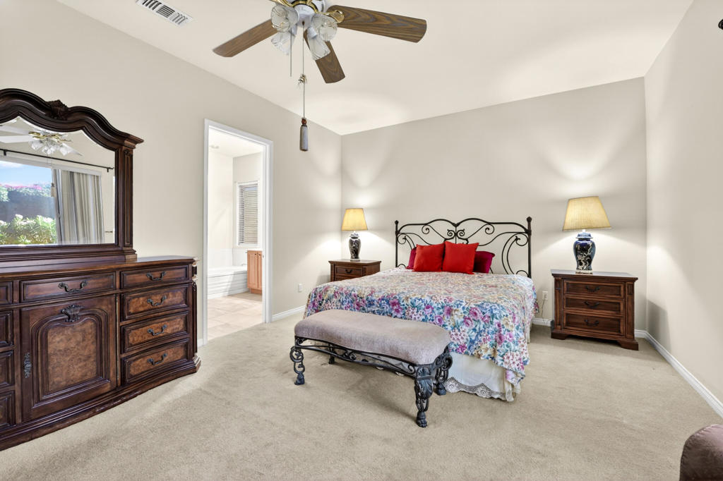 80154 Avenida Santa Olivia