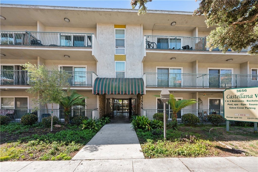 3656 Garnet Street 214