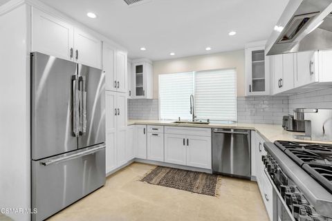 Tiny photo for 2718 Licia Place, Simi Valley, CA 93065 (MLS # 226001054)