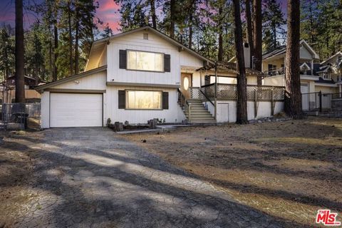 Photo of 1197 Oriole Road, Wrightwood, CA 92397 (MLS # 25630085)