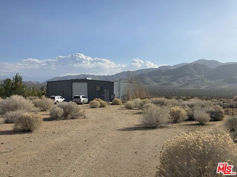 Photo of 27003 Waalew Road, Apple Valley, CA 92307 (MLS # 26655305)