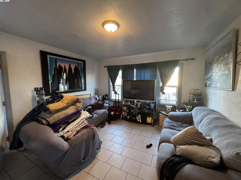 ARROYO PARK - Residential