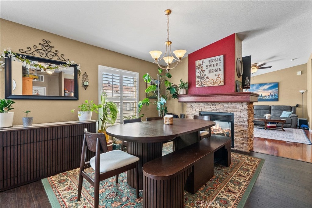15455 Glenoaks Boulevard SPC 4