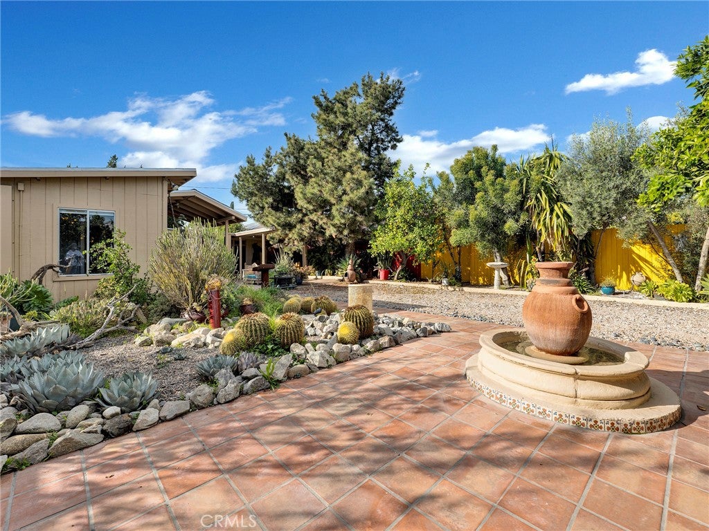 6033 Fulcher