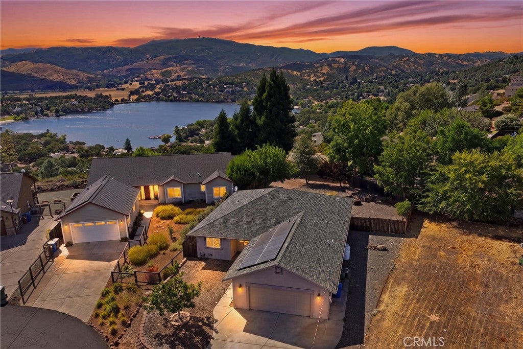 19527 Stonegate