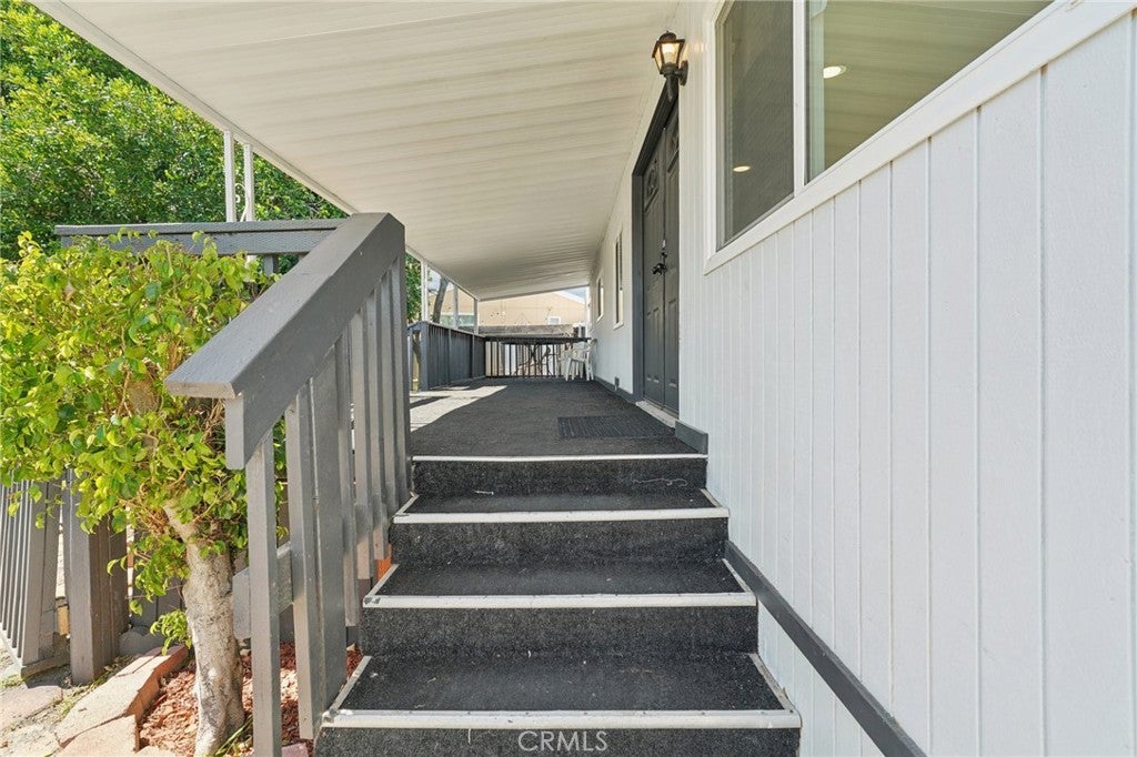 2755 arrow highway 55 55