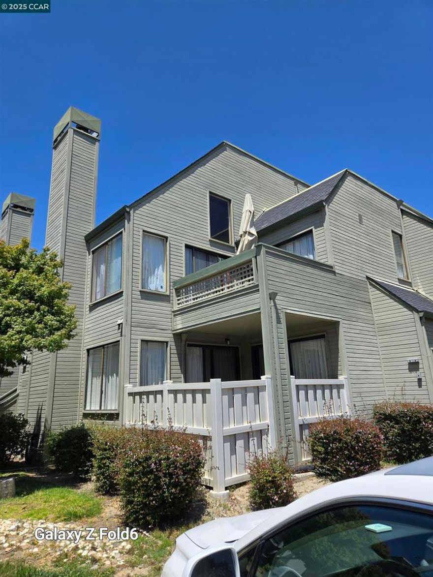 End Unit. A beautiful starter home for a young family, as well as ideal for senior citizens.  Lower level. New Counter and Flooring throughout the unit, with freshly painted Cabinets and walls. Windows and Private Balcony. Newly painted Main Entrance doors and an additional Security Door.  Nearby shopping malls, Fitness Center, YMCA, and freeways. This is a home where an ideal couple lived for years with prosperity and fond memories.