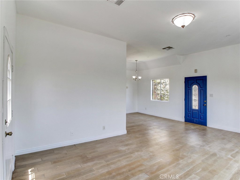 3207 Kenneth Drive