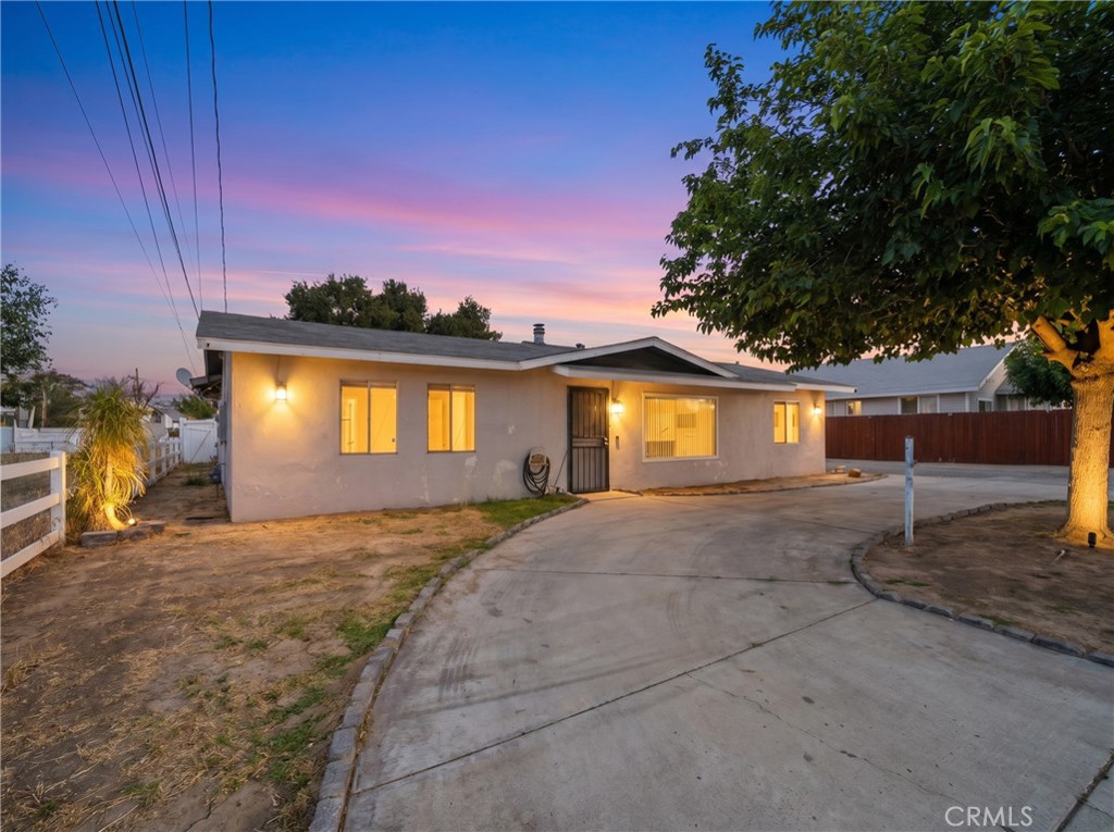40672 Mayberry