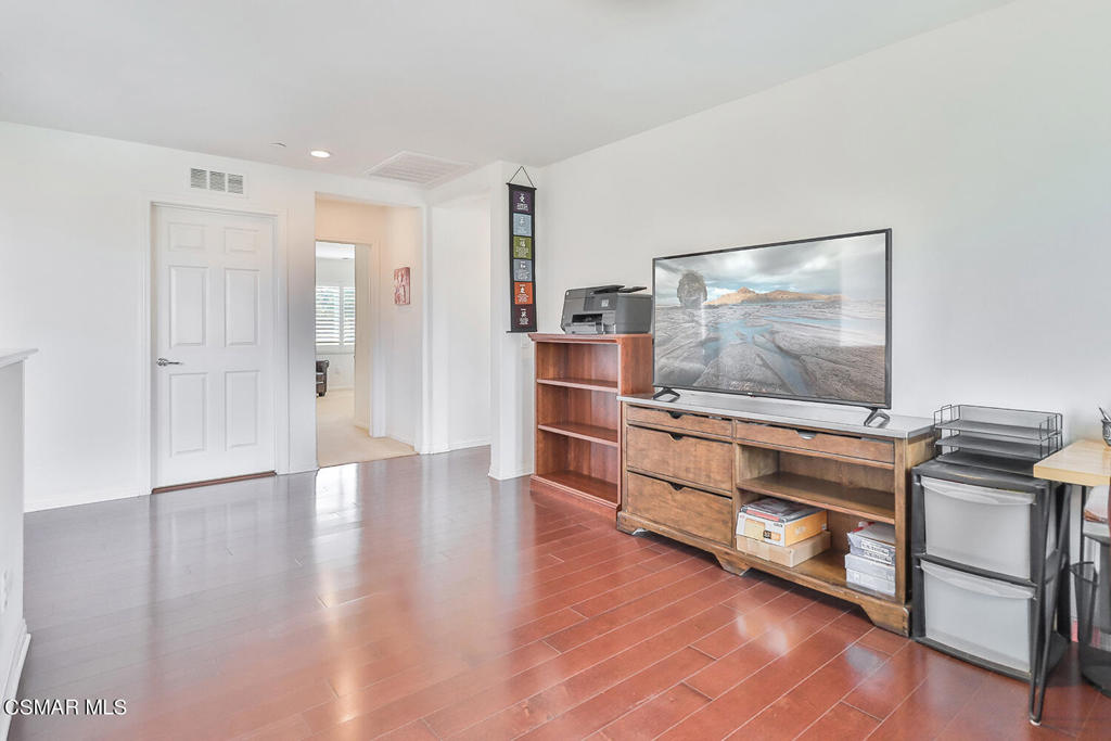 Canterbury Lane-502 - 210 - Residential