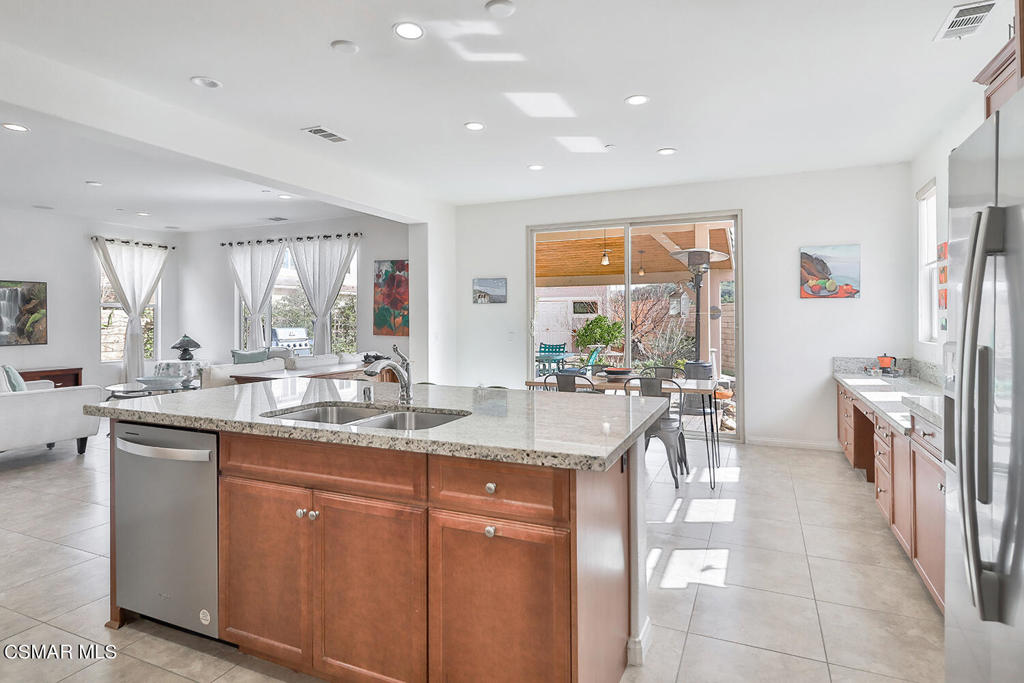 Canterbury Lane-502 - 210 - Residential