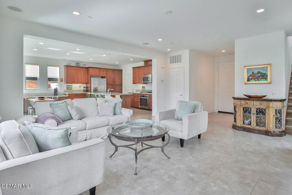 Canterbury Lane-502 - 210 - Residential