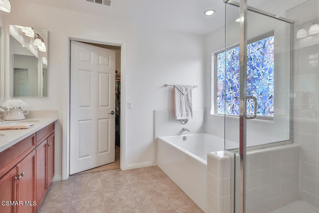 Canterbury Lane-502 - 210 - Residential