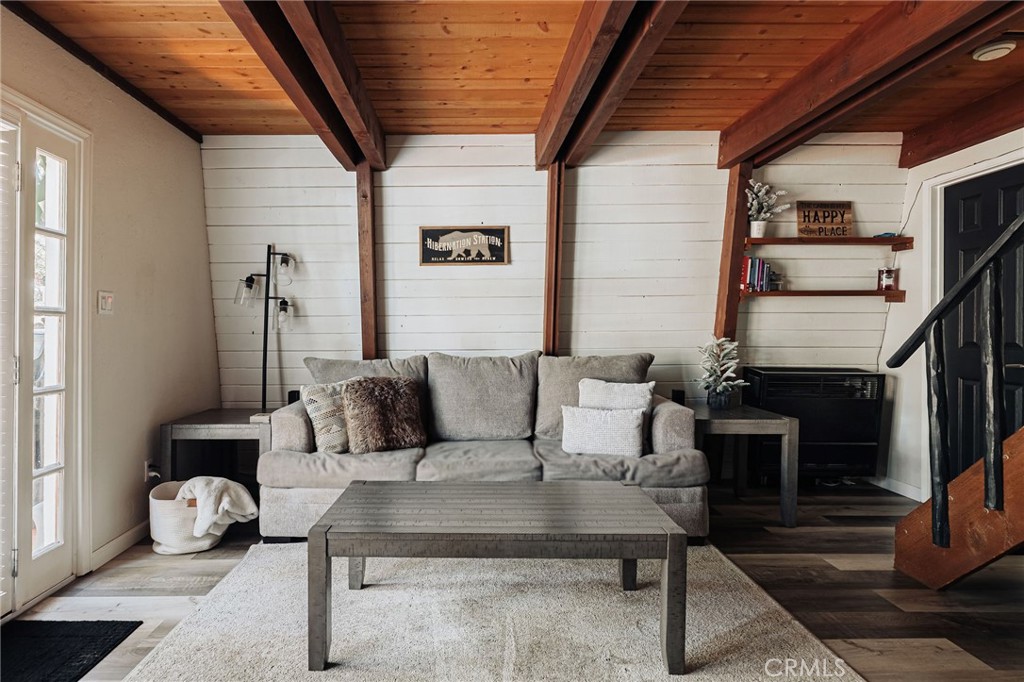 Photo 1 of 32 — 396 Kern Avenue, Sugarloaf, CA 92386