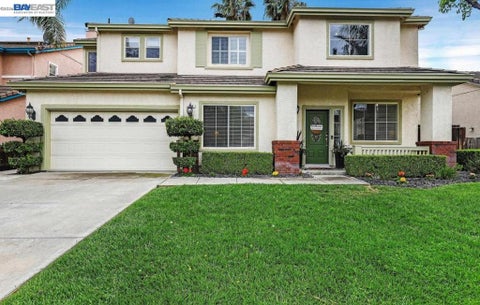 Photo of 828 Hollowbrook Drive, Brentwood, CA 94513 (MLS # 41143443)