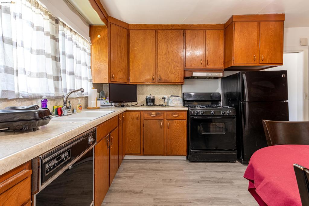 MAXWELL  PARK - Residential