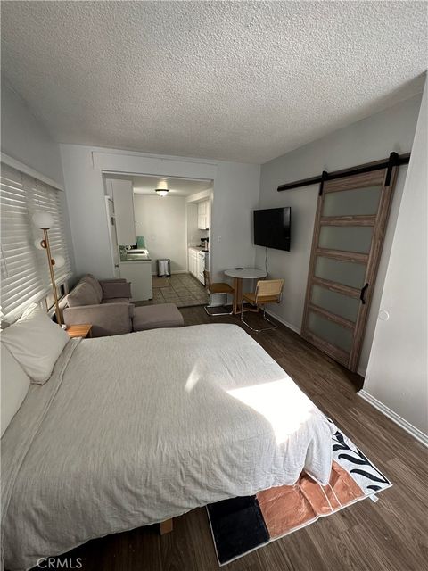 Tiny photo for 521 Olive Avenue, Long Beach, CA 90802 (MLS # SB25172349)