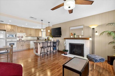 Tiny photo for 9049 Craydon Circle, San Ramon, CA 94583 (MLS # ML82037533)