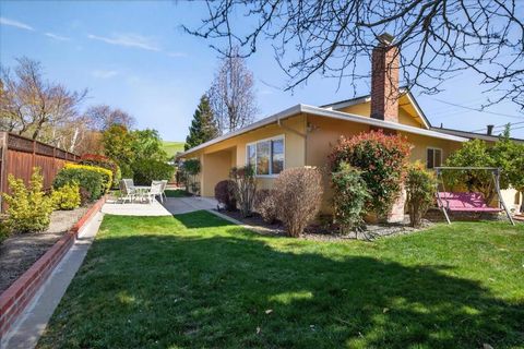 Tiny photo for 9049 Craydon Circle, San Ramon, CA 94583 (MLS # ML82037533)