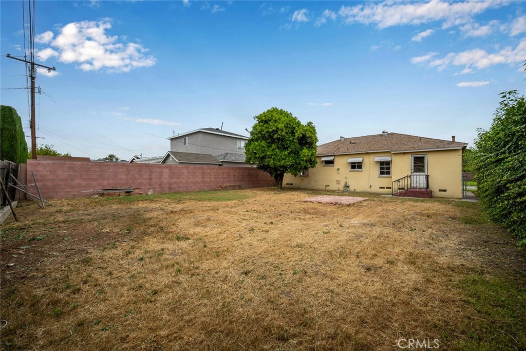 Lakewood Park/North of Del Amo (LND) - Residential