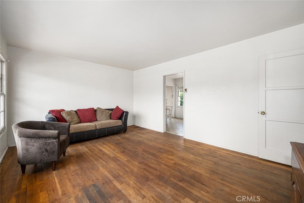 Lakewood Park/North of Del Amo (LND) - Residential