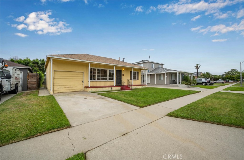Lakewood Park/North of Del Amo (LND) - Residential