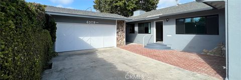 Photo of 457 Seaward Rd #B, Newport Beach, CA 92625 (MLS # TR25244309) Photo of 457 Seaward Rd #B, Newport Beach, CA 92625 (MLS # TR25244309)