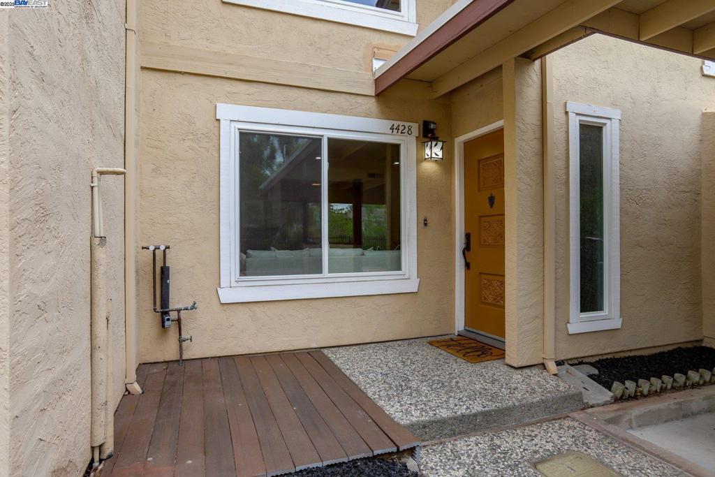 4428 Del Valle Pkwy