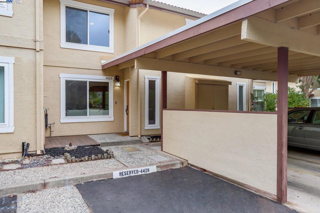 4428 Del Valle Pkwy