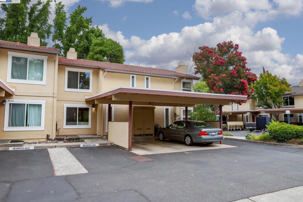4428 Del Valle Pkwy