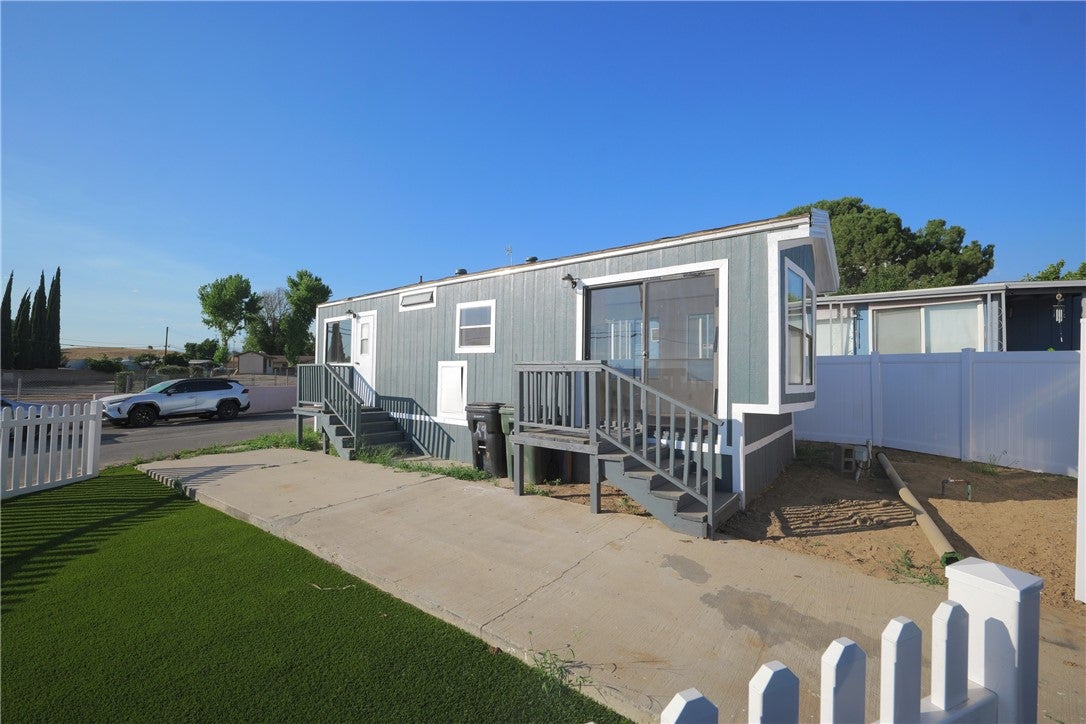 33848 Avenue G 29