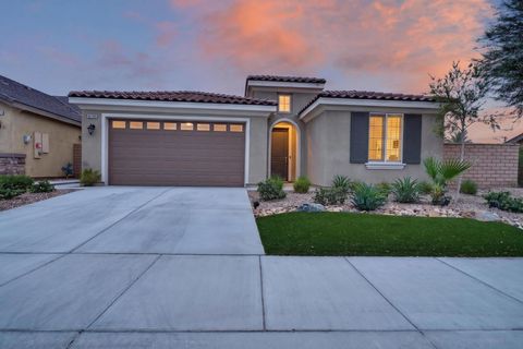 Photo of 43930 Arancia Way, Indio, CA 92203 (MLS # 219146401DA)