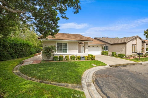 Photo of 27826 TORROBA, Mission Viejo, CA 92692 (MLS # OC26210007)