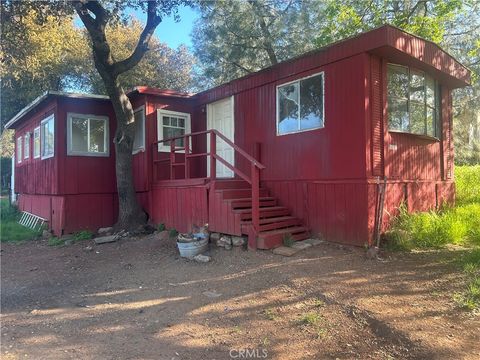 Photo of 16322 19th Ave, Clearlake, CA 95422 (MLS # LC26056771)
