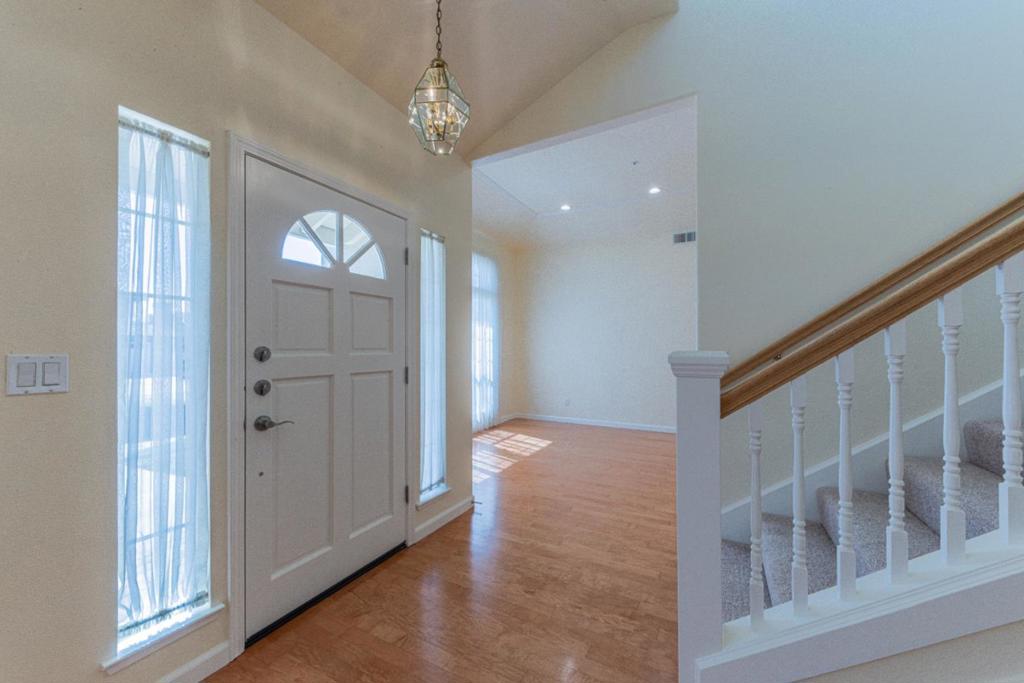 1520 Cambridge Court