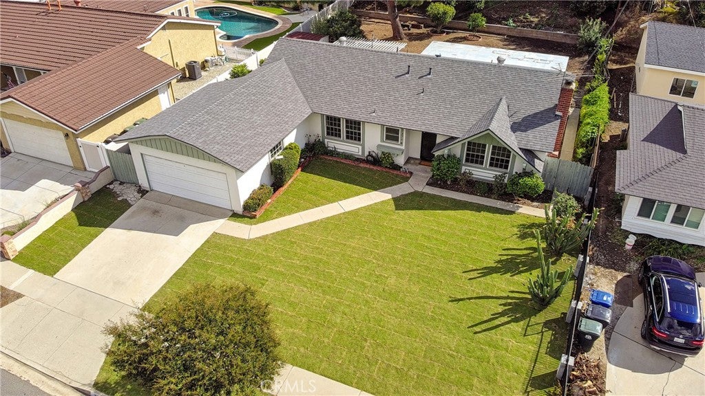 23718 Meadow Falls