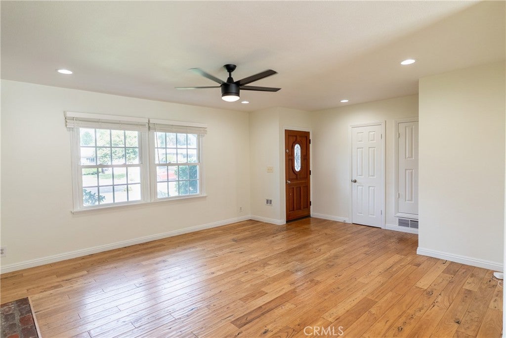 23718 Meadow Falls