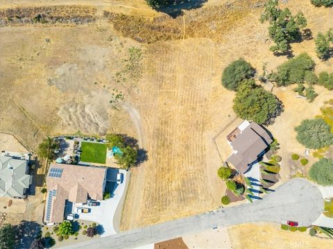 Tiny photo for 9850 Bluegill Drive, Paso Robles, CA 93446 (MLS # NS26063937)