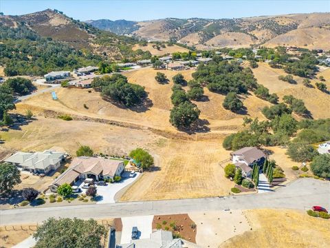 Tiny photo for 9850 Bluegill Drive, Paso Robles, CA 93446 (MLS # NS26063937)