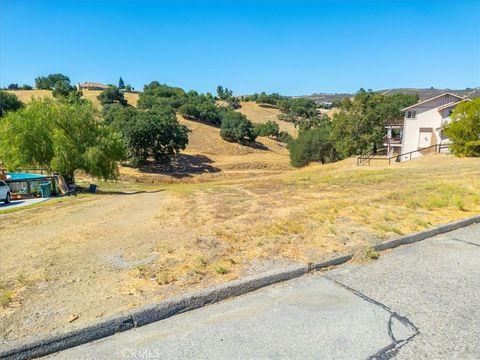 Tiny photo for 9850 Bluegill Drive, Paso Robles, CA 93446 (MLS # NS26063937)