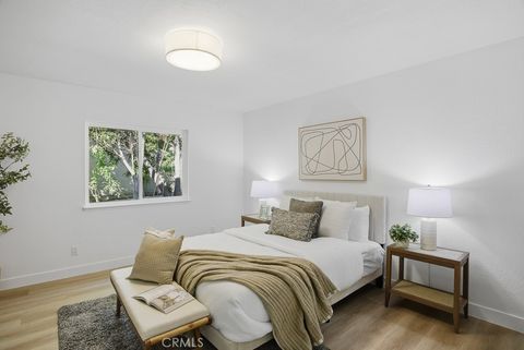 Tiny photo for 1069 Belleza Street, Camarillo, CA 93012 (MLS # SR26047320)