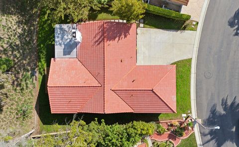 Tiny photo for 1069 Belleza Street, Camarillo, CA 93012 (MLS # SR26047320)