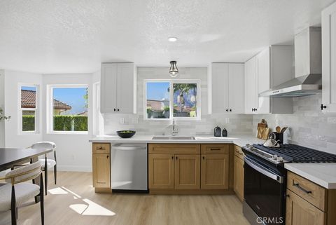 Tiny photo for 1069 Belleza Street, Camarillo, CA 93012 (MLS # SR26047320)