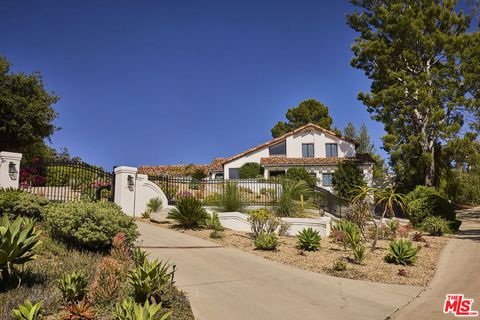 2266 Cold Canyon Road Calabasas CA 91302