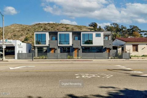 Photo of 320 N Ventura Avenue, Ventura, CA 93001 (MLS # V1-33786)