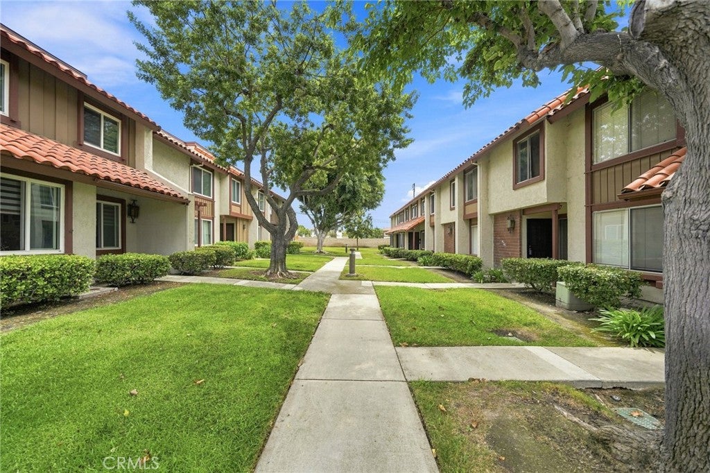 4978 Avila Way