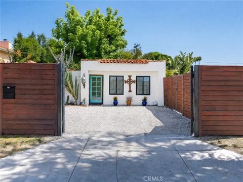 Photo of 22028 Covello Street #A & B, Canoga Park, CA 91303 (MLS # SR26127712)