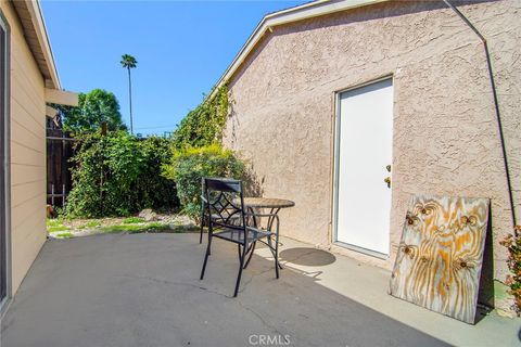 Tiny photo for 23001 Vanowen Street, West Hills, CA 91307 (MLS # SR26045997)
