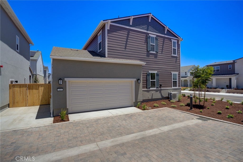 211 Kitty Hawk Court